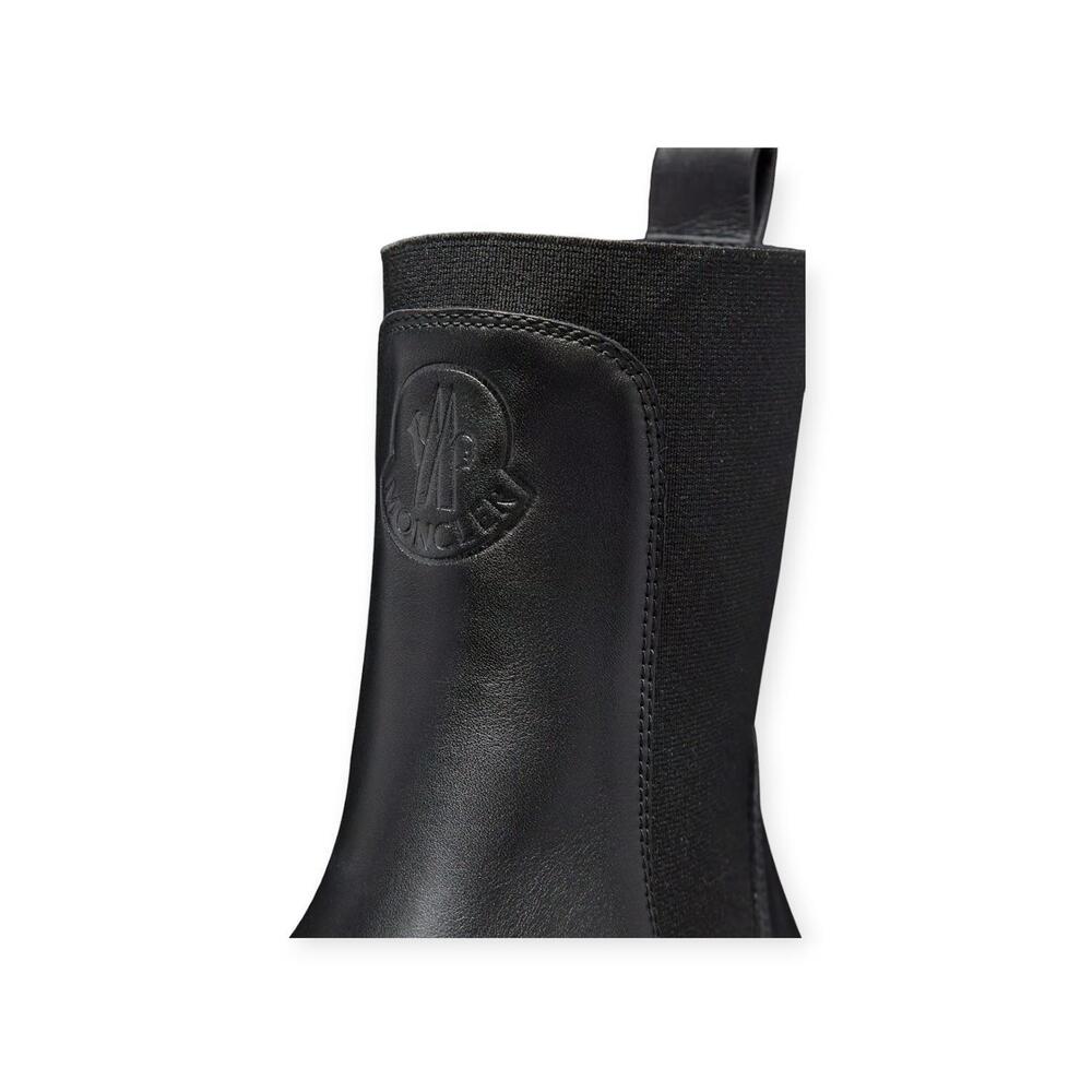 NEW MONCLER women's larue chelsea boots in black - Picture 5 of 5
